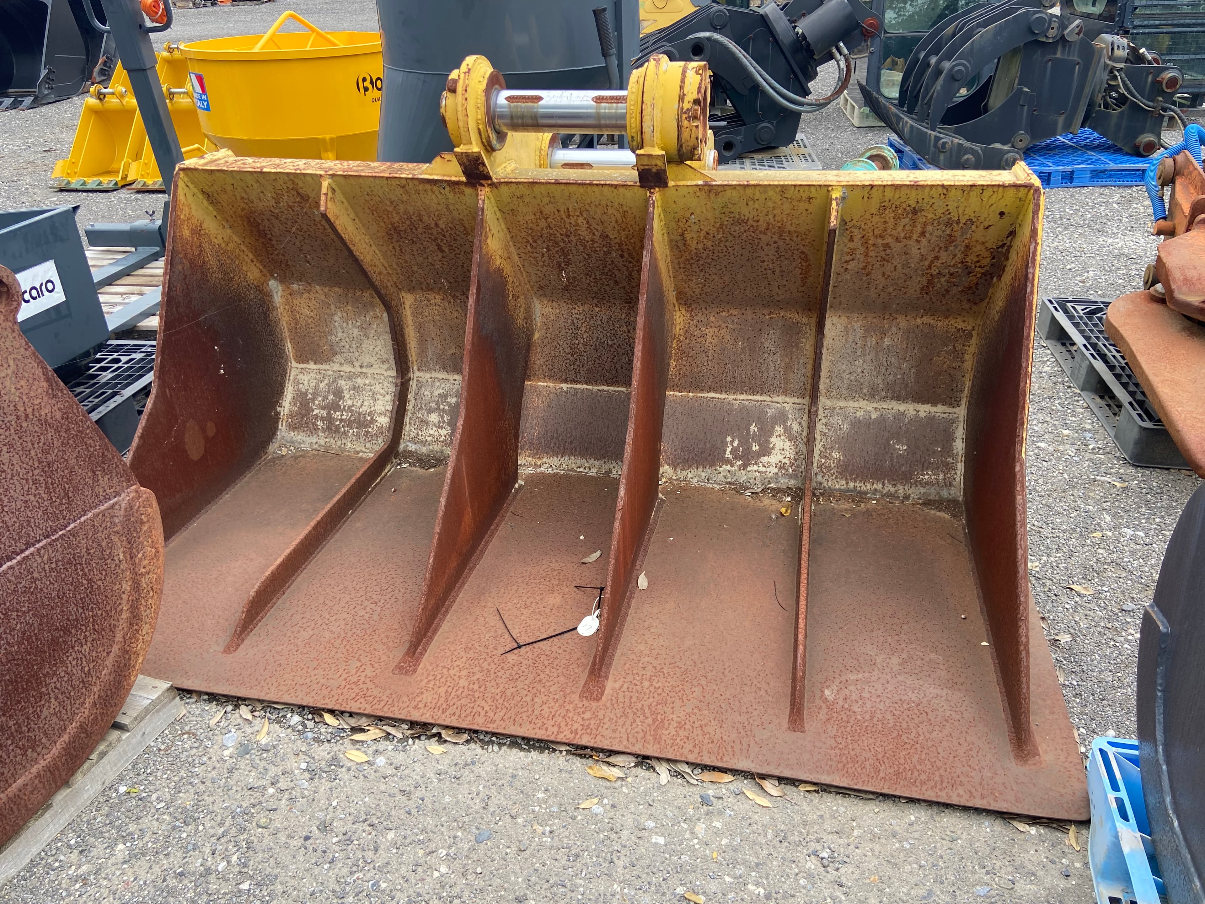 SH純正 法面バケット, used buckets & fork attachments