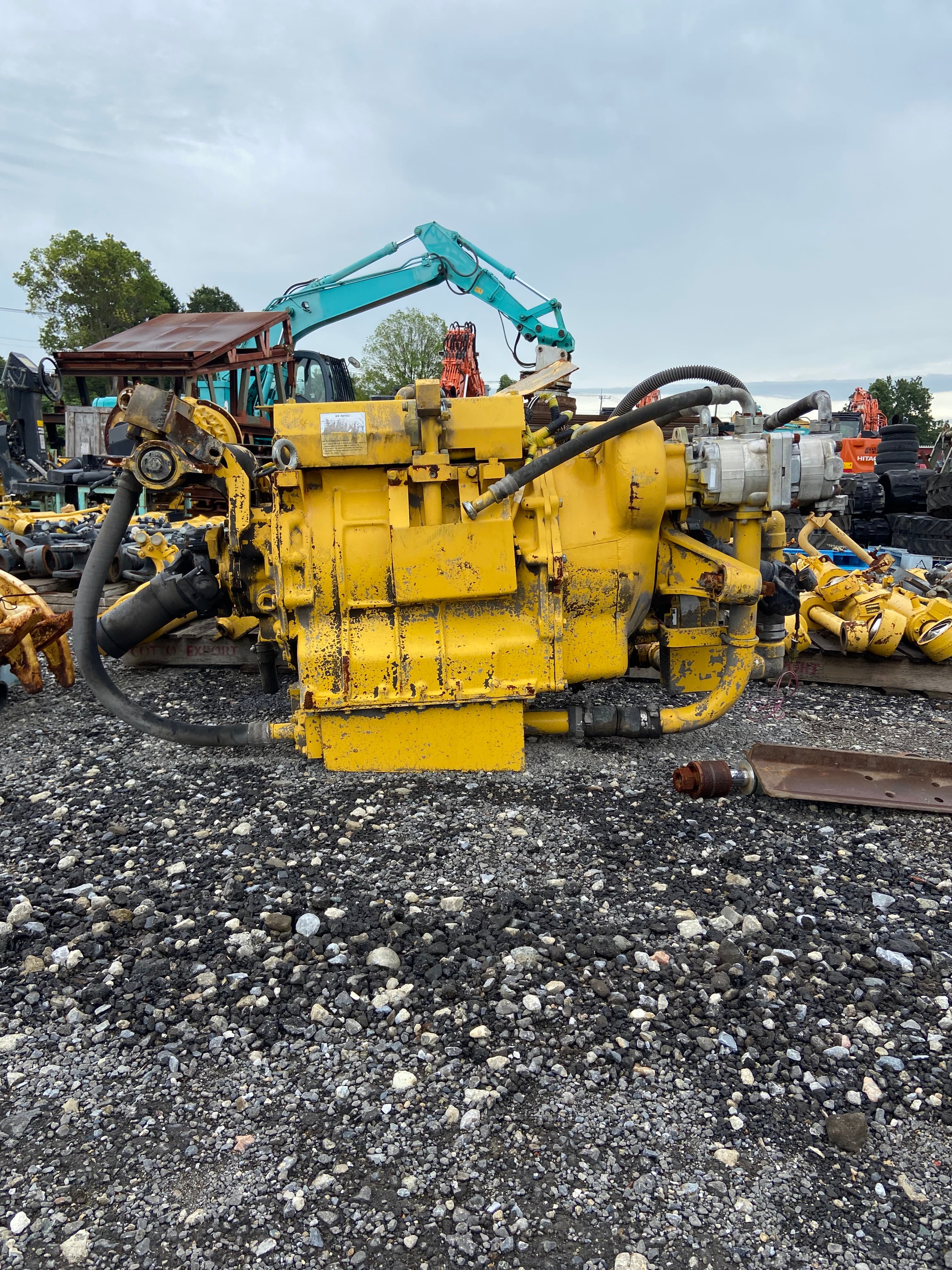 Komatsu TORQUE CONVERTER, used lights & accessories